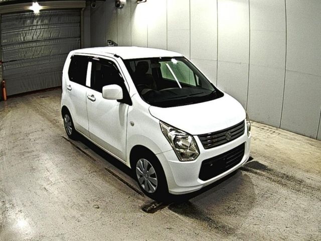 2173 Suzuki Wagon r MH34S 2014 г. (LAA Okayama)